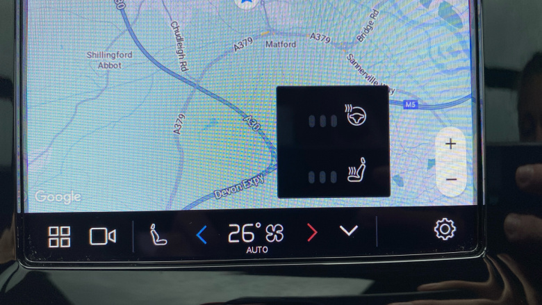 Volvo XC40 2.0 B4P Ultimate Dark 5dr Auto Petrol Estate